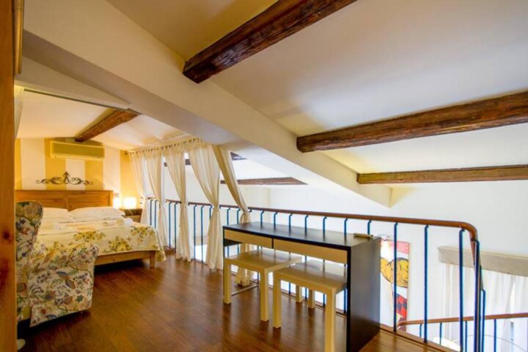 Appartamento Borgo Apostoli Флоренция Экстерьер фото